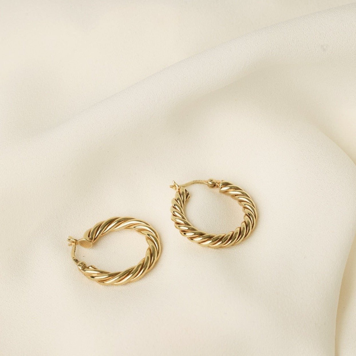 Twisted Creolen - Fiocco Jewelry